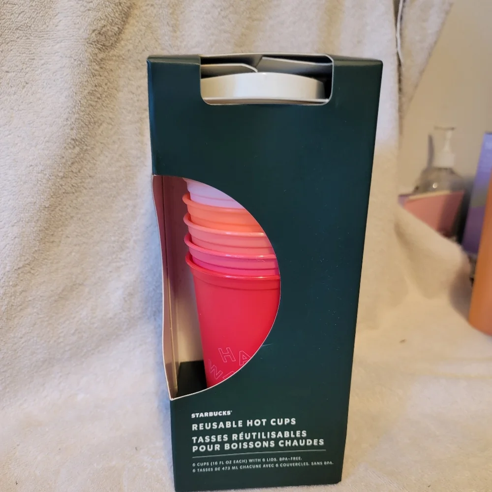 Starbucks Reusable Hot Cups shades of Red with‎ lids